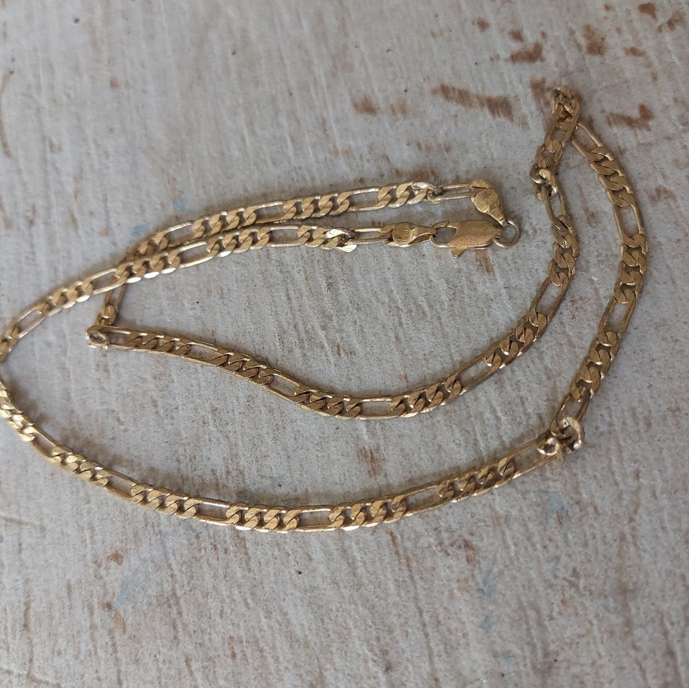 Vintage 24K Gold Layered Figaro Chain Necklace – 20" Unisex Classic